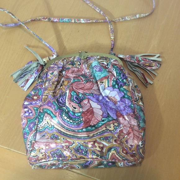 fancy nancy Handbags - Vintage floral bag